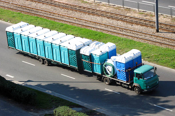 Best Porta potty rental near me  in Pingree Grove, IL